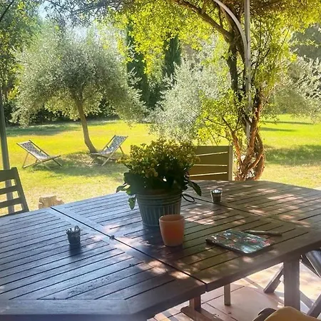 Charmante Carriere Provencale Villa *
