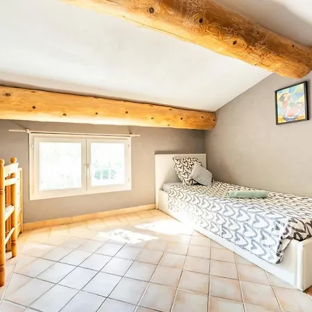 Charmante Carriere Provencale *